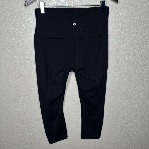 Lululemon Wunder Under Capri Leggings - Picture 3 of 5